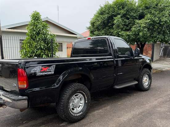 FORD-F-250-3.9 XLT MAX POWER 4X4 CS DIESEL 2P MANUAL FORD-F-250-2010