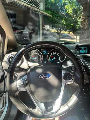 FORD-FIESTA-2013