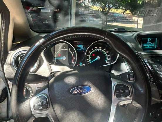 FORD-FIESTA-1.6 TITANIUM SEDAN 16V FLEX 4P POWERSHIFT FORD-FIESTA-2013