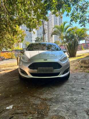 FORD-FIESTA-2013