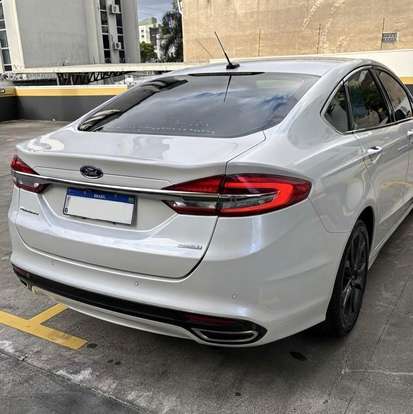 FORD-FUSION-2017