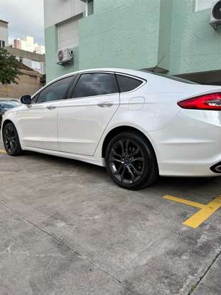 FORD-FUSION-2017