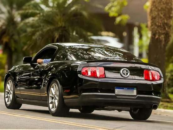 FORD-MUSTANG-4.0 COUPÉ V6 12V GASOLINA 2P AUTOMÁTICO FORD-MUSTANG-2009