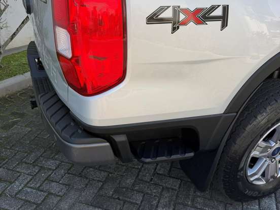 FORD-RANGER-2.0 TURBO DIESEL CD XLS 4X4 AUTOMÁTICO FORD-RANGER-2024