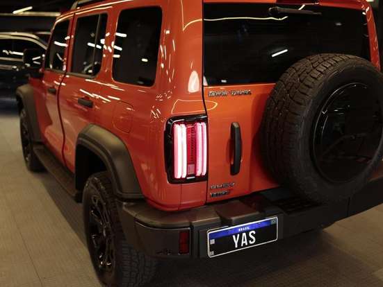 GWM-TANK 300-2.0 HI4-T PHEV 4X4 9HAT GWM-TANK 300-2025