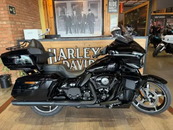 HARLEY-DAVIDSON-STREET GLIDE ULTRA-2025