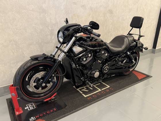 HARLEY-DAVIDSON NIGHT ROD SPECIAL 