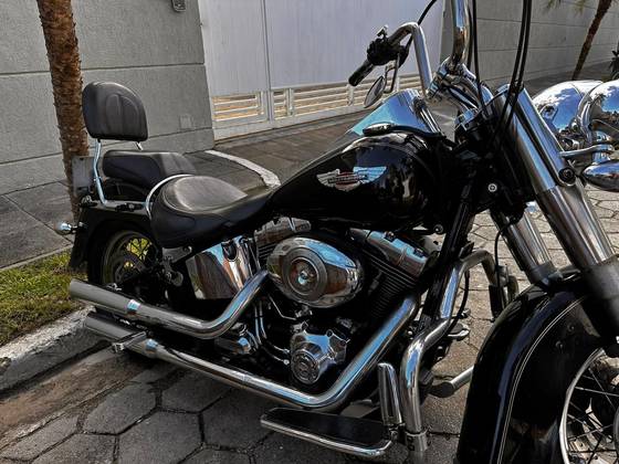 HARLEY-DAVIDSON SOFTAIL DELUXE 