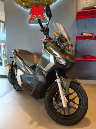 HONDA ADV 