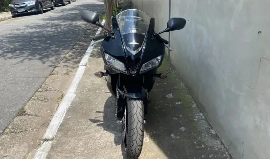 HONDA-CBR 600RR-2010