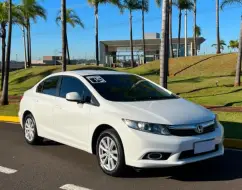 HONDA CIVIC 1.8 LXS 16V FLEX 4P AUTOMÁTICO HONDA CIVIC 1.8 LXS 16V FLEX 4P AUTOMÁTICO