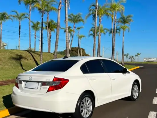 HONDA-CIVIC-1.8 LXS 16V FLEX 4P AUTOMÁTICO HONDA-CIVIC-2014