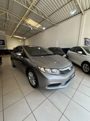 HONDA CIVIC 1.8 LXS 16V FLEX 4P MANUAL