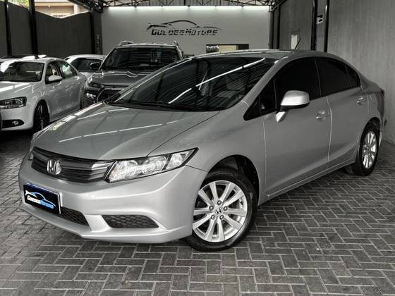 HONDA CIVIC 1.8 LXS 16V FLEX 4P AUTOMÁTICO