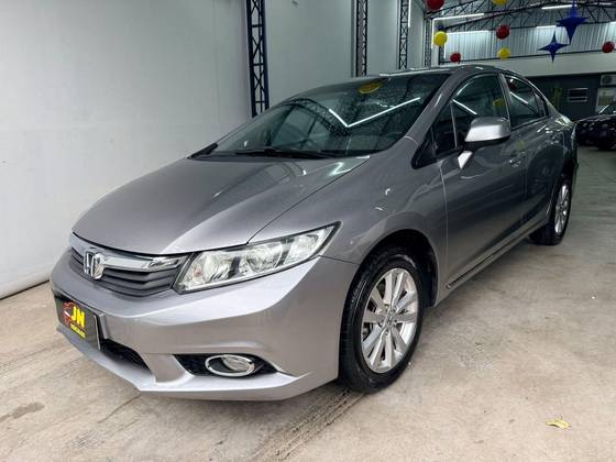 HONDA CIVIC 1.8 LXS 16V FLEX 4P MANUAL