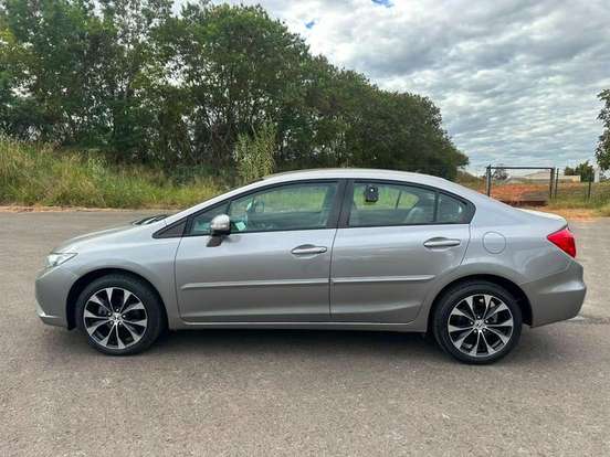 HONDA-CIVIC-2.0 LXR 16V FLEX 4P AUTOMÁTICO HONDA-CIVIC-2015