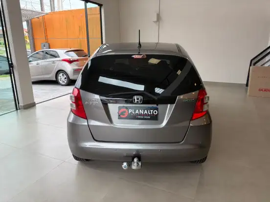 HONDA-FIT-2009