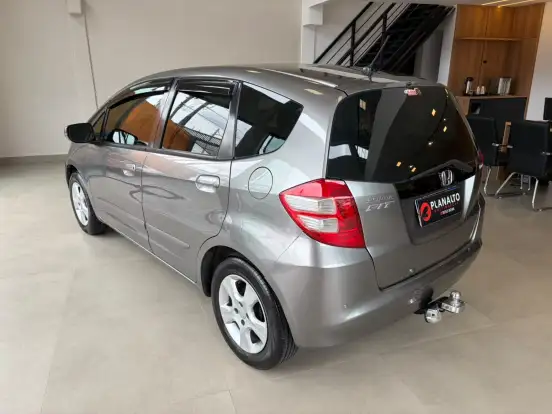 HONDA-FIT-1.4 LX 16V FLEX 4P MANUAL HONDA-FIT-2009