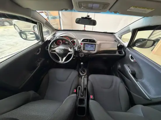 HONDA-FIT-2009