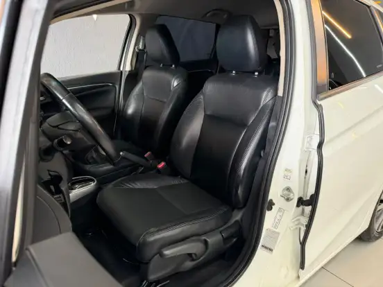 HONDA-FIT-2015