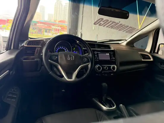 HONDA-FIT-2015