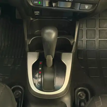 HONDA-FIT-2017