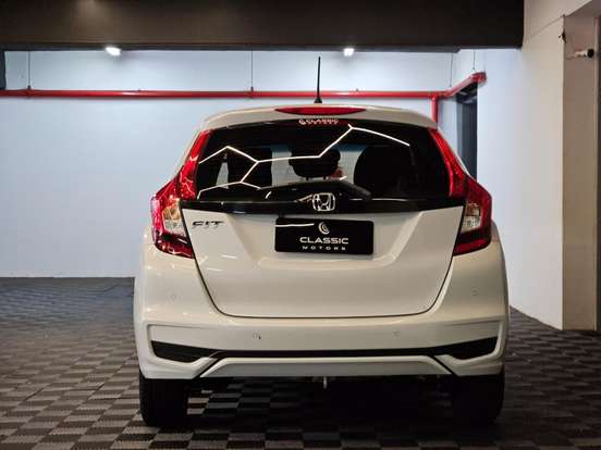 HONDA-FIT-2020