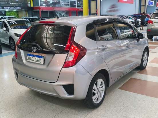 HONDA-FIT-2016