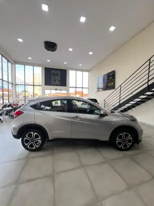 HONDA-HR-V-2016