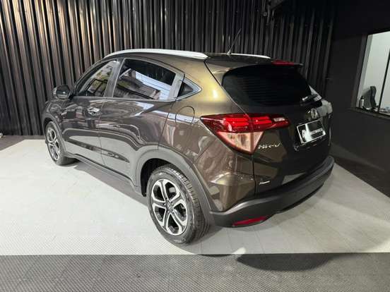 HONDA-HR-V-1.8 16V FLEX TOURING 4P AUTOMÁTICO HONDA-HR-V-2017