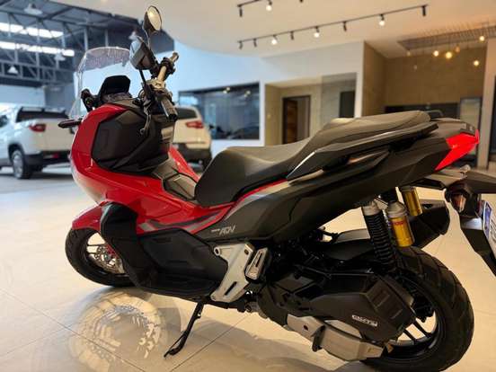 HONDA-ADV-2024