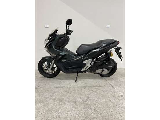 HONDA-ADV-2023