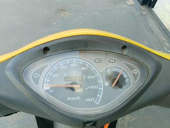 HONDA-BIZ 125 ES-2008