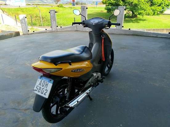 HONDA-BIZ 125 ES-2008