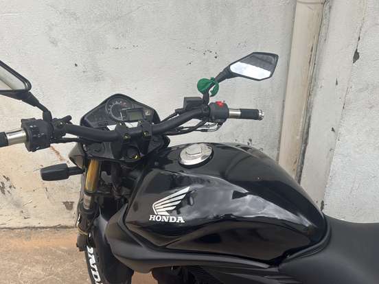 HONDA-CB 300R HONDA-CB 300R-2010