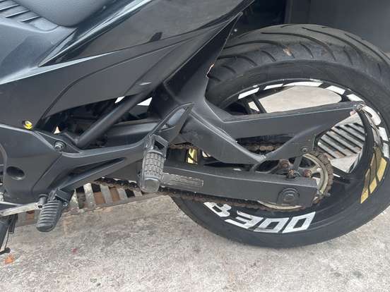 HONDA-CB 300R HONDA-CB 300R-2010