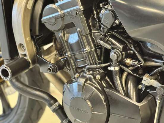 HONDA-CB 600F HORNET HONDA-CB 600F HORNET-2010