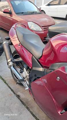 HONDA-CBR 1100XX SUPER BLACKBIRD-1998