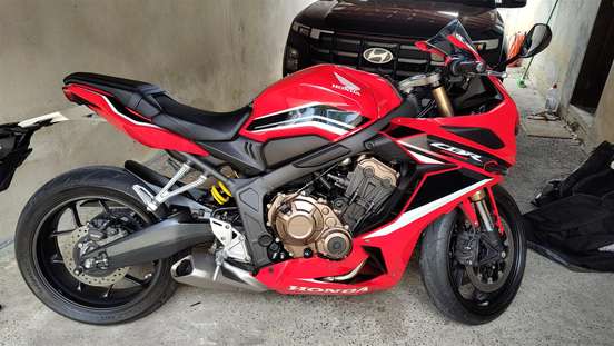 HONDA-CBR 650R ABS-2022