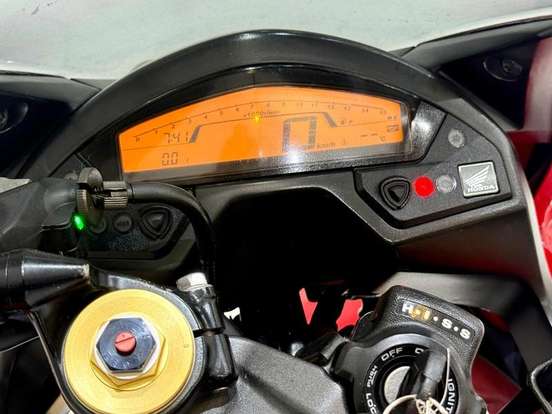 HONDA-CBR 600F HONDA-CBR 600F-2013