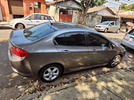 HONDA-CITY-1.5 LX 16V FLEX 4P AUTOMÁTICO HONDA-CITY-2011