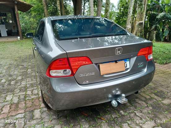 HONDA-CIVIC-2010
