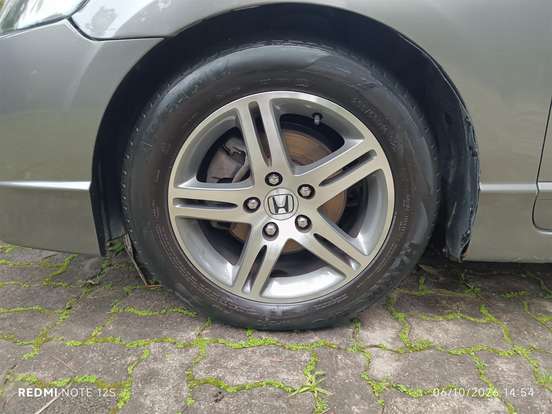HONDA-CIVIC-2010