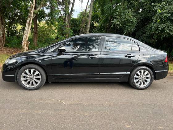HONDA CIVIC 1.8 LXS 16V FLEX 4P AUTOMÁTICO