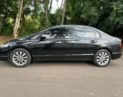 HONDA CIVIC 1.8 LXS 16V FLEX 4P AUTOMÁTICO HONDA CIVIC 1.8 LXS 16V FLEX 4P AUTOMÁTICO