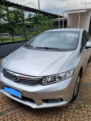HONDA CIVIC 1.8 LXS 16V FLEX 4P AUTOMÁTICO