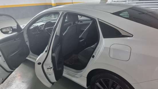 HONDA-CIVIC-2021