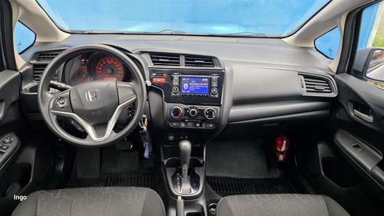 HONDA-FIT-2015