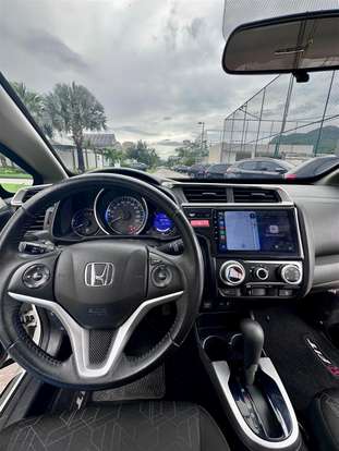 HONDA-FIT-2015