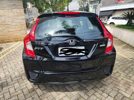 HONDA-FIT-2014